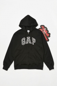 Зип худи чёрное с вышитым логотипом Gap и объёмным капюшоном