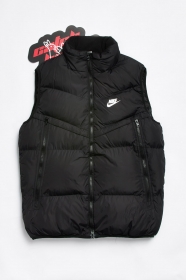 Жилетка Nike Storm Fit с двумя карманами