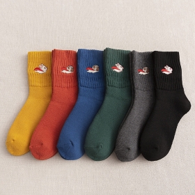 Утеплённые длинные разных цветов носки с вышивкой "Собака в плаще"