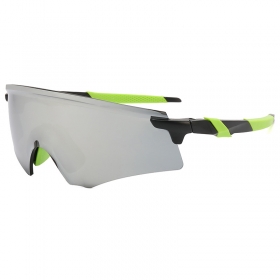 Спортивные очки с черно-зелёной оправой и серым защитным стеклом