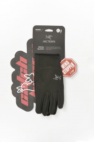 От бренда Arcteryx тёмно-серые перчатки с сенсорными пальцами