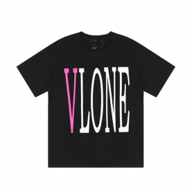 VLONE чёрная с фирменным логотипом и круглым вырезом футболка