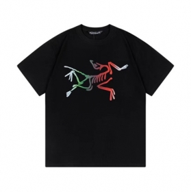 Классическая футболка прямого кроя Arcteryx цвет чёрный