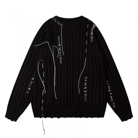 Повседневный черный свитер YL BOILING со спущенной линией плеча