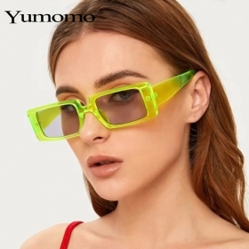 Солнцезащитные очки с широкой дужкой в разных цветах