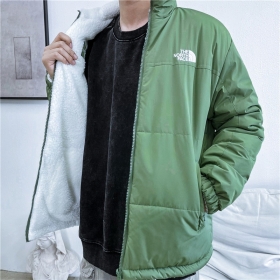Стильная зелёная двухсторонняя шерпа куртка The North Face на молнии