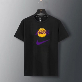 Чёрная футболка Nike Lackers c фирменным принтом на груди
