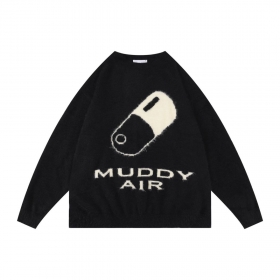 Универсальный с лого свитер MUDDY AIR в черном цвете мягкий