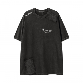Выстиранная черная футболка Tide card log с нашитыми лоскутами ткани