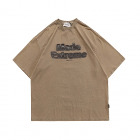 Светло-коричневая футболка от Made Extreme с логотипом на груди 