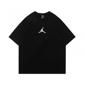 Базовая футболка с цифрами и текстом от бренда Jordan хлопковая черная