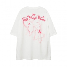 Белая футболка HYZ THIRTY с нежным розовым принтом бабочек