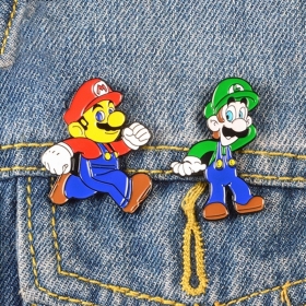 Классические пины с изображением братьев Супер Марио