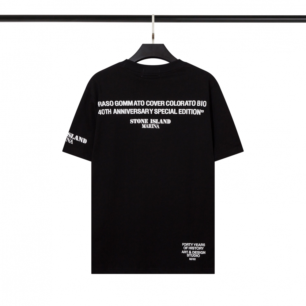 Хлопковая черная футболка STONE ISLAND с белым принтом текста на спине
