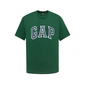 Стильная Gap футболка выполнена в темно-зеленом цвете
