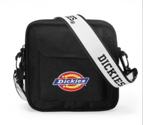 Универсальная лёгкая чёрная сумка от бренда Dickies на плечо