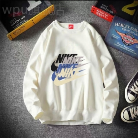 Белый свитшот Nike много лого