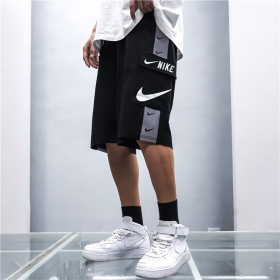 Чёрные на плотной резинке шорты Nike Air с белым логотипом бренда