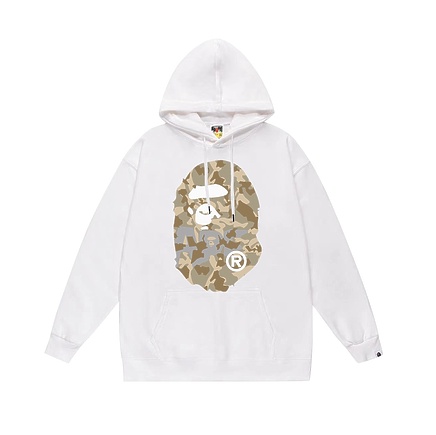 Белое худи с капюшоном от Bape с фирменным бежевым принтом