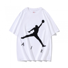 Свободного кроя белая хлопковая футболка Jordan комфортная в носке