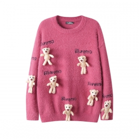 Яркий розовый свитер Tide card log с пришитыми игрушками-медвежатами