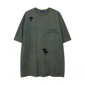 Темно-серая футболка с вышитым Крестом сзади и спереди от  Let's Rock