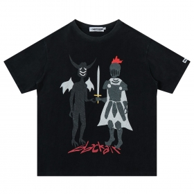 Оверсайз черная футболка Made Extreme с принтом рыцаря и демона