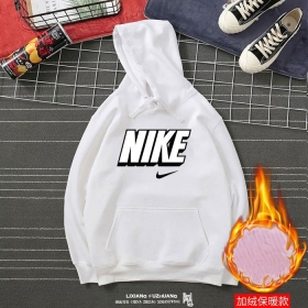 Белый утепленный худи Nike Swoosh с лого на груди