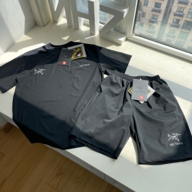 Черный спортивный костюм Arcteryx, футболка и шорты, Gore-Tex