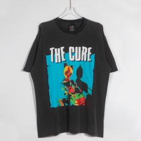 Чёрная оверсайз футболка The cure с голубым принтом на груди