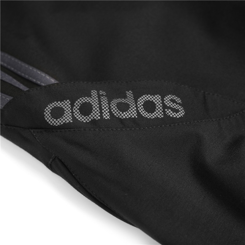 Чёрные спортивные штаны на резинке с завязками от Adidas