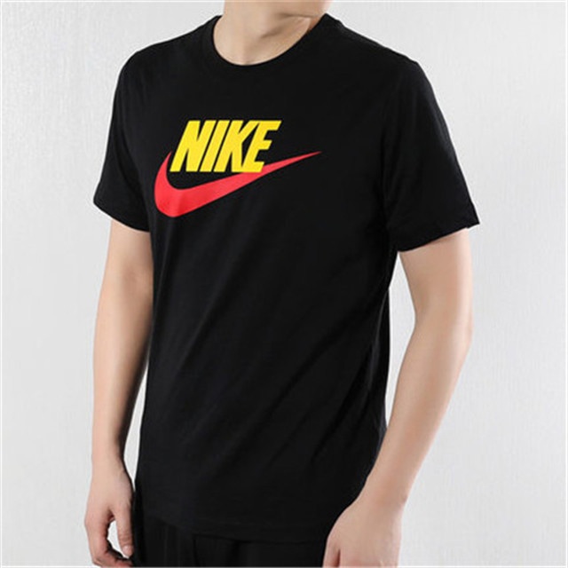 Футболка Nike прямого кроя с коротким рукавом чёрная