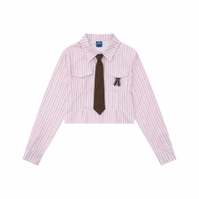 Короткая полосатая розовая рубашка TIDE EKU с коричневым галстуком
