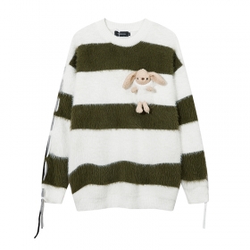 Эффектный белый свитер YL BOILING в коричневую горизонтальную полоску