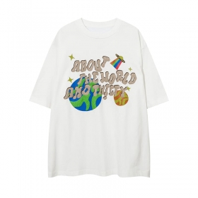 Свободная белая футболка с принтом планет и надписями от HYZ THIRTY