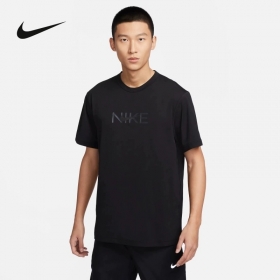 Nike с напечатанным логотипом футболка в черном цвете