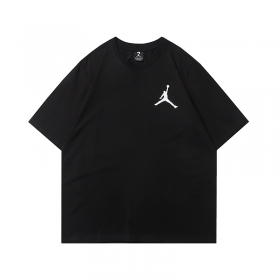 Универсальная черная хлопковая футболка Jordan с крупным принтом сзади