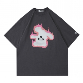 Оверсайз тёмно-серая футболка от Made Extreme с розовым логотипом
