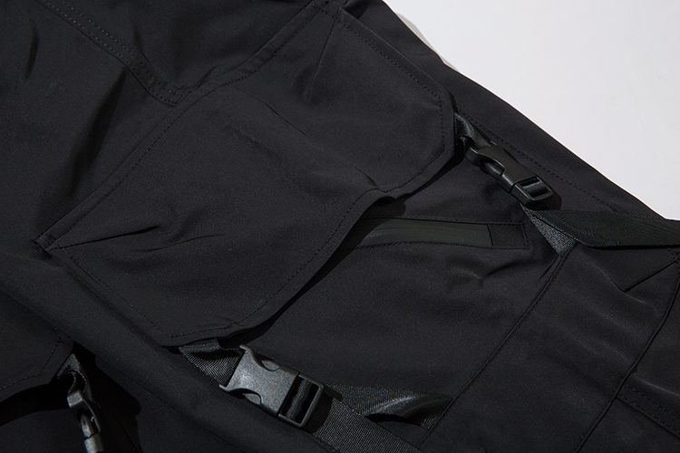 Прямого кроя с резинками внизу штаны карго от I&Brown черного цвета