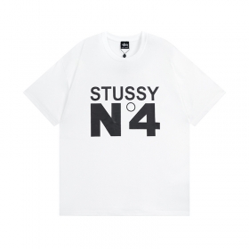 Повседневная футболка STUSSY белая с рисунком "№4" черного цвета