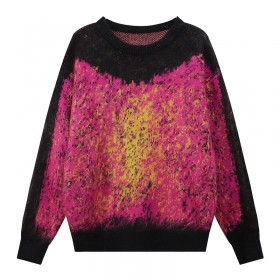 Свободного кроя свитер Fashion черного цвета с розовой вставкой
