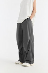 Темно-серые штаны на резинке INFLATION с карманами