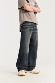 Прямого кроя джинсы темно-синего цвета с потертостями INFLATION