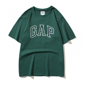 Зелёная GAP универсальная на каждый день свободная футболка