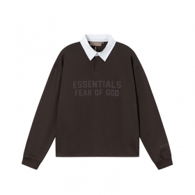 Тёмно-коричневое от бренда Fear Of God поло выполнено из 100% хлопка