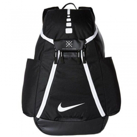 Чёрный баскетбольный рюкзак Nike с регулируемыми лямками
