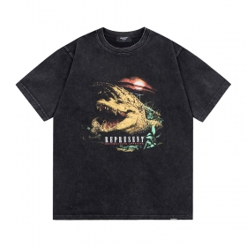 Графитового цвета с большим динозавром футболка Represent