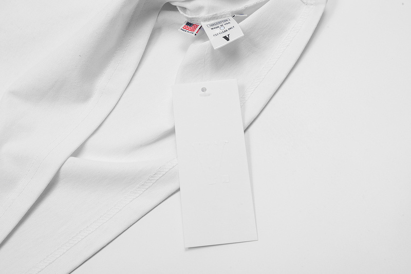 Белая универсальная футболка VLONE с принтом "Smile"