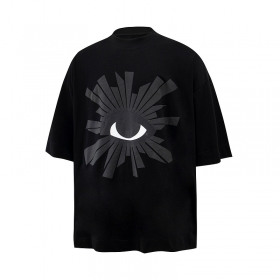House Of Errors футболка в черном цвете с эластичной горловиной