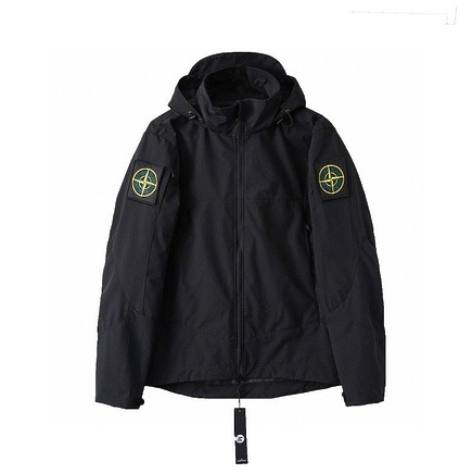 Стильная черная куртка на молнии с карманами и капюшоном Stone Island